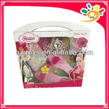 Симпатичные девушки Пластиковые принцесса составляют игрушка на высоком каблуке обуви игрушка, сумочка, корона игрушка
